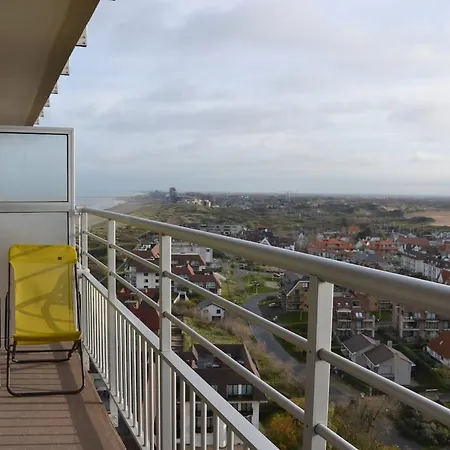 21 * Oostduinkerke